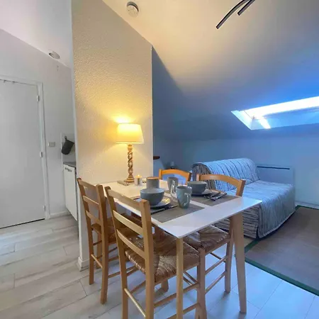 Appartement Etoile - Hyper Centre - Calme - Proche Tram *