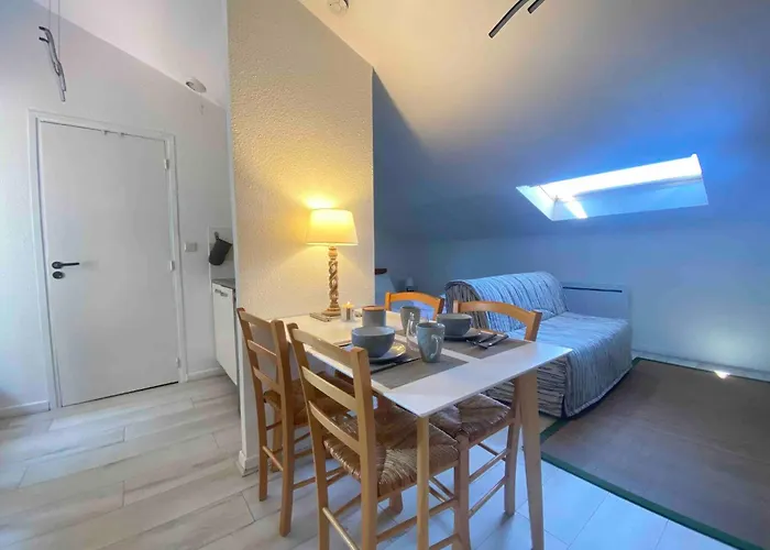 Appartement Etoile - Hyper Centre - Calme - Proche Tram *